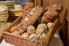 Différents pains frais de la boulangerie de Gstaad 